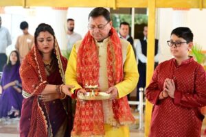रामनवमी पर मुख्यमंत्री धामी ने किया कन्या पूजन, प्रदेशवासियों को दी शुभकामनाएं