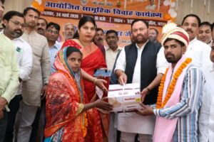 पुरकाजी क्षेत्र में सामूहिक विवाह समारोह: 95 जोड़े बंधे विवाह बंधन में, मिलीं शुभकामनाएं