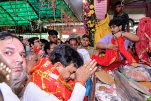 प्रदेश मंत्री कपिल देव अग्रवाल ने मोदीनगर में माँ सिकरी माता के दर्शन कर प्रदेश की खुशहाली की कामना की