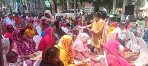 मिशन शक्ति अभियान के तहत चरथावल ब्लॉक क्षेत्र में महिलाओं व बालिकाओं को किया गया जागरूक