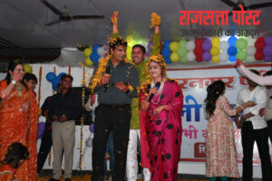 रिजर्व पुलिस लाइन में होली मिलन समारोह, एसएसपी संजय कुमार वर्मा ने रिक्रूट आरक्षियों संग खेली फूलों की होली