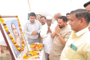 भाजपा नेता की भाभी की शोक सभा में सांसद व कैबिनेट मंत्री सहित सैकड़ों लोगों ने दी श्रद्धांजलि