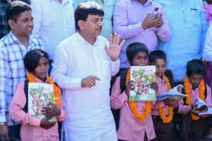 मंत्री कपिल देव अग्रवाल की पहल: झुग्गी-झोपड़ी के बच्चों तक पहुंची शिक्षा की रोशनी