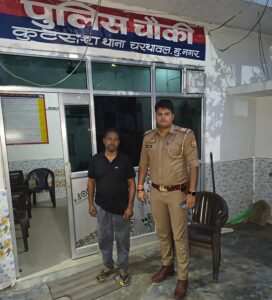 आबकारी अधिनियम में ग्राम कुटेसरा निवासी वांछित वारंटी अभियुक्त गिरफ्तार 