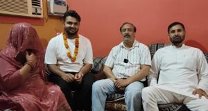 चरथावल के साहिल त्यागी बने MBBS डॉक्टर, क्षेत्र में खुशी की लहर, परिवार और क्षेत्र का नाम किया रोशन 