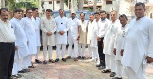 चरथावल में पंचायत प्रतिनिधियों की बैठक संपन्न, लखनऊ सम्मेलन को लेकर बनी रणनीति
