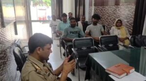 युवती से छेड़छाड़ : विरोध करने पर जान से मारने की धमकी भाजपा नेता समेत दो पर मुकदमा