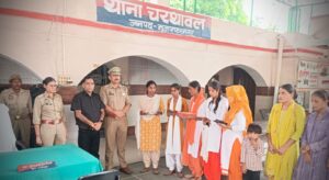 चरथावल थाने में एकल अभियान के तहत मनाया गया रक्षा बंधन