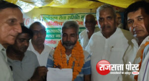 जितेन्द्र कोच का 11 दिन से जारी अनशन समाप्त, सपा सांसद हरेन्द्र मलिक ने माला पहनाकर और जूस पिलाकर कराया अनशन खत्म