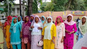 मुजफ्फरनगर: सादपुर में गहराया जमीनी विवाद, हिंदू पक्ष का आरोप—कोर्ट के स्टे के बावजूद मुस्लिम समाज के लोगों ने जमीन पर अवैध कब्जे की कोशिश